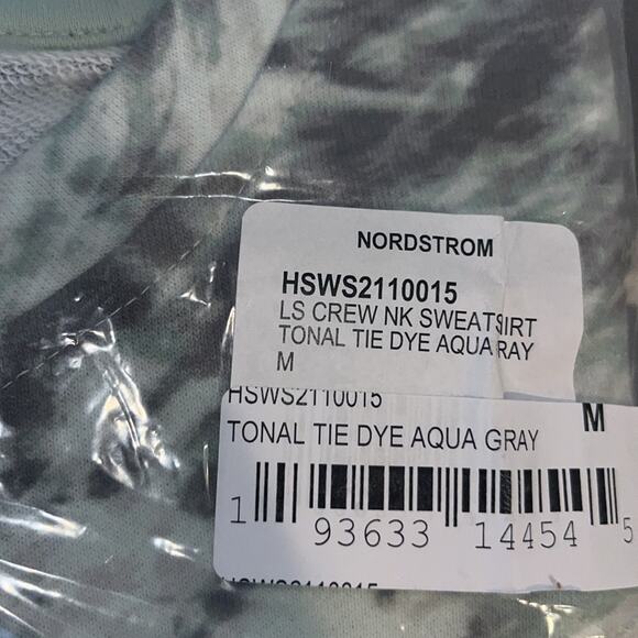 H‎ HALSTON STUDIO
Crew Neck Long Sleeve Sweatshirt In Tonal Tie Dye Aqua grey - Picture 4 of 5